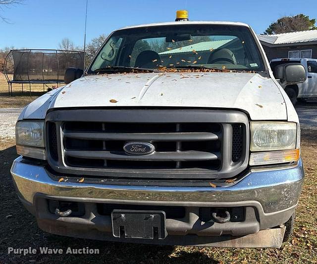 Image of Ford F-250 equipment image 1