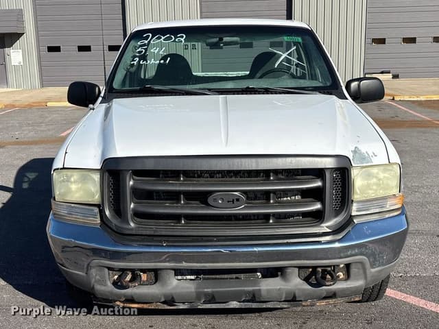 Image of Ford F-250 equipment image 1