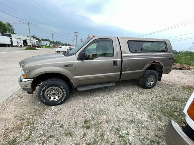 Image of Ford F-250 equipment image 1