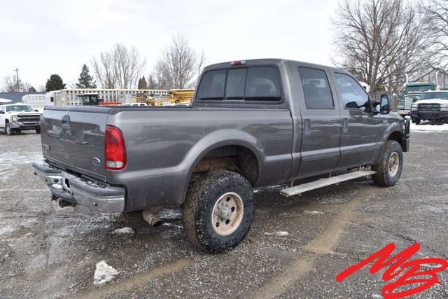 Image of Ford F-250 equipment image 4