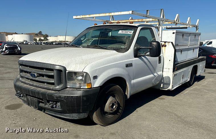 Image of Ford F-350 Primary image