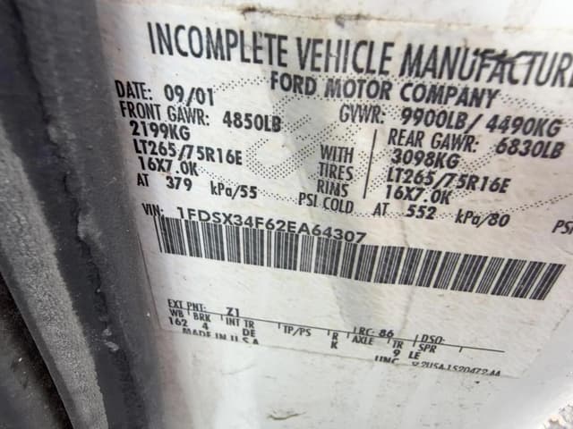 Image of Ford F-350 equipment image 2