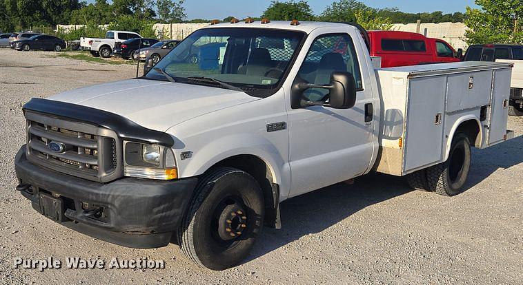 Image of Ford F-350 Primary image
