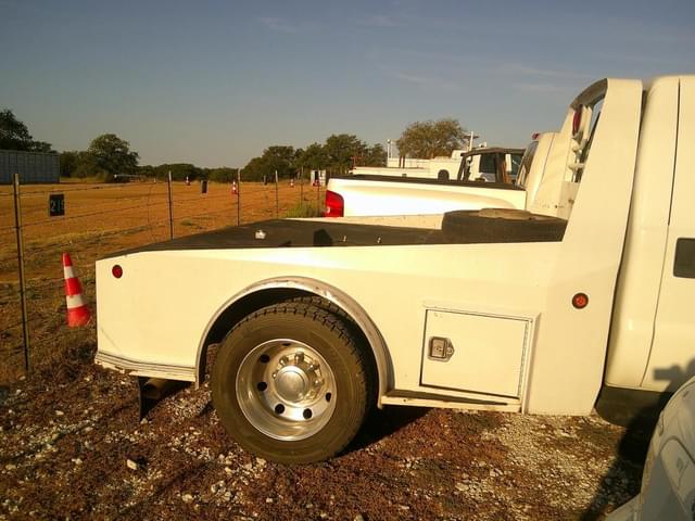 Image of Ford F-450 equipment image 4
