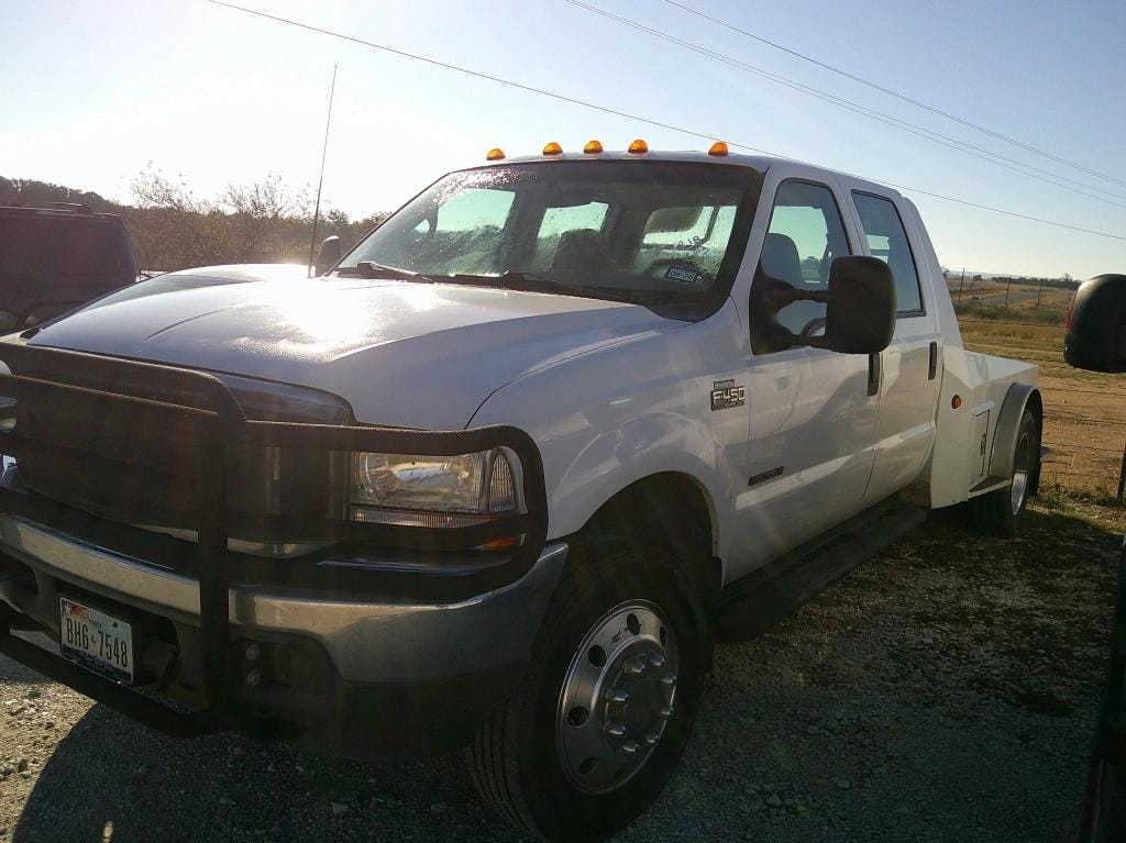 2002 Ford F-450 Equipment Image0