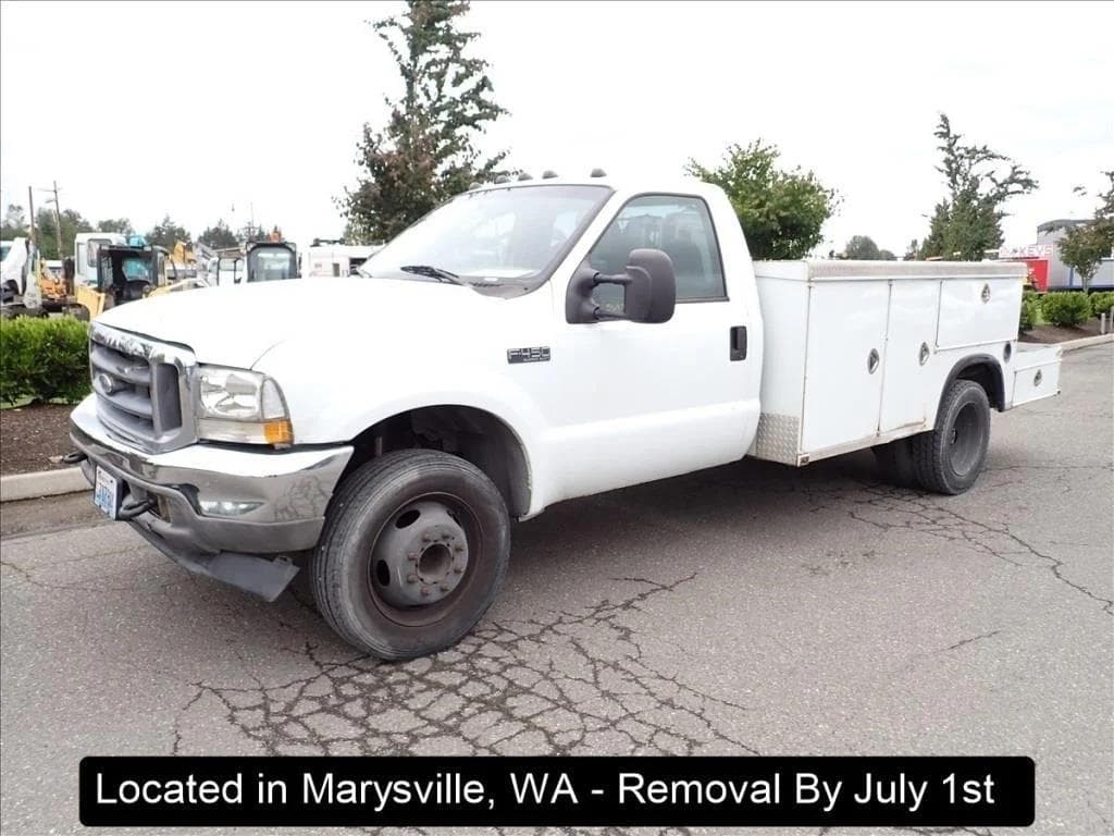 Image of Ford F-450 Primary image