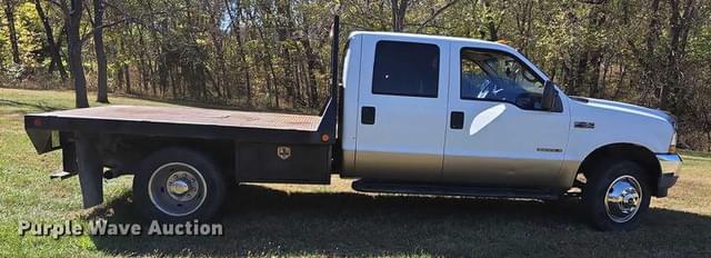 Image of Ford F-450 equipment image 3