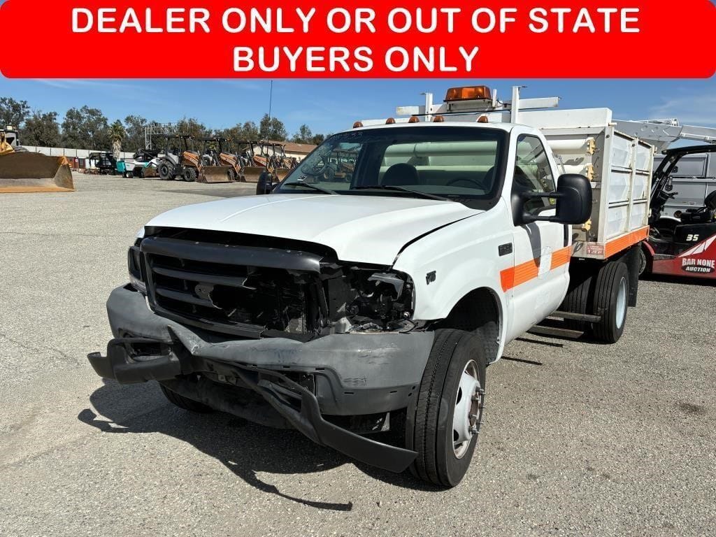 2002 Ford F-450 Equipment Image0