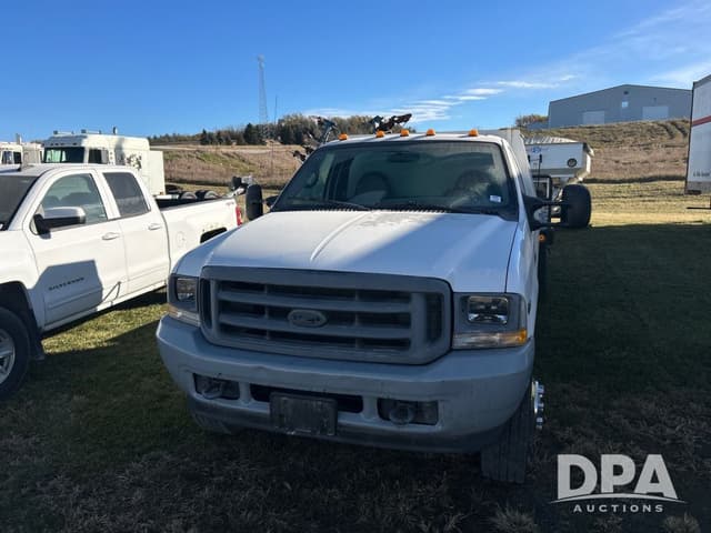 Image of Ford F-450 equipment image 1