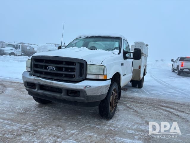Image of Ford F-450 equipment image 2