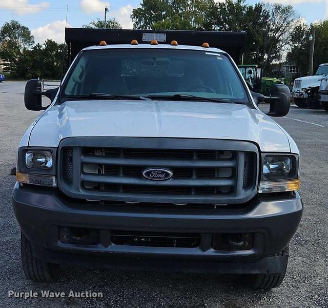 Image of Ford F-450 equipment image 1