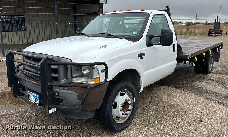 Image of Ford F-450 Primary image