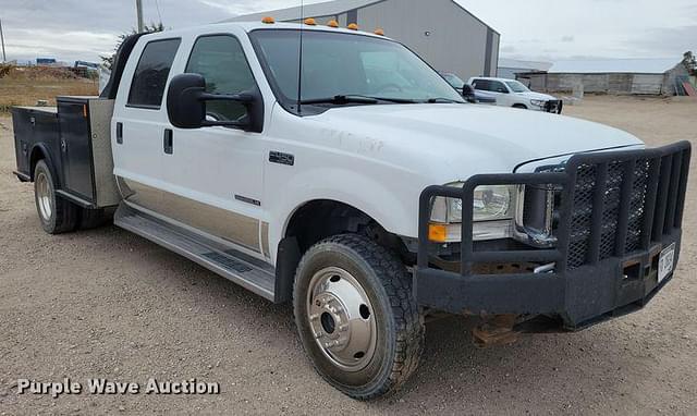 Image of Ford F-450 equipment image 2