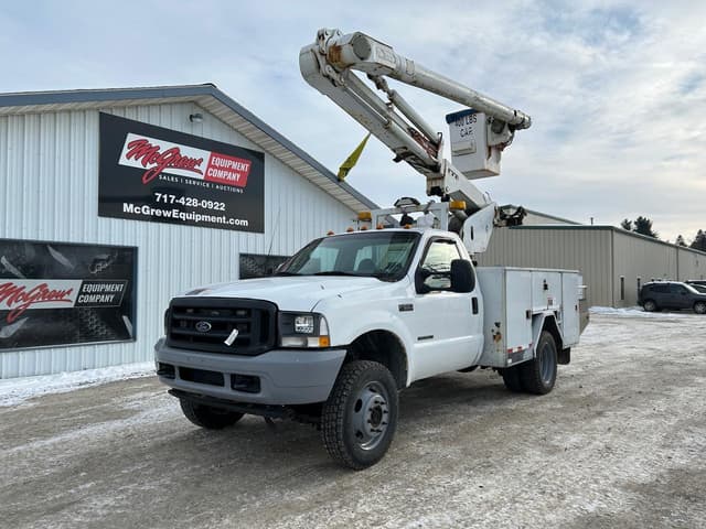 Image of Ford F-550 equipment image 1
