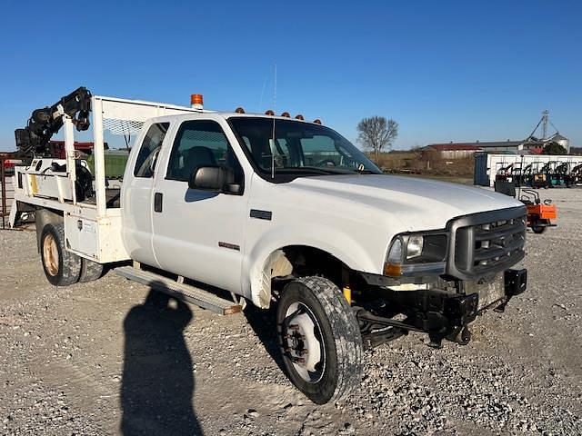 Image of Ford F-550 Primary image