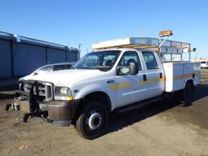 2002 Ford F-550 Image