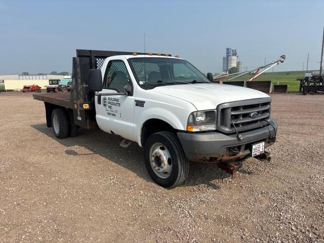 Image of Ford F-550 equipment image 1