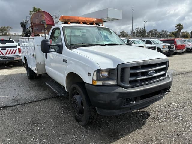 Image of Ford F-550 equipment image 1