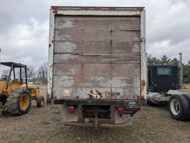 Image of Ford F-550 equipment image 3
