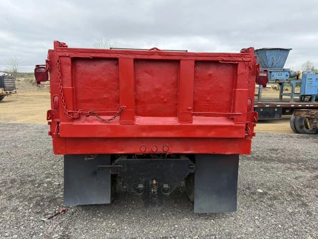 Image of Ford F-650 equipment image 2