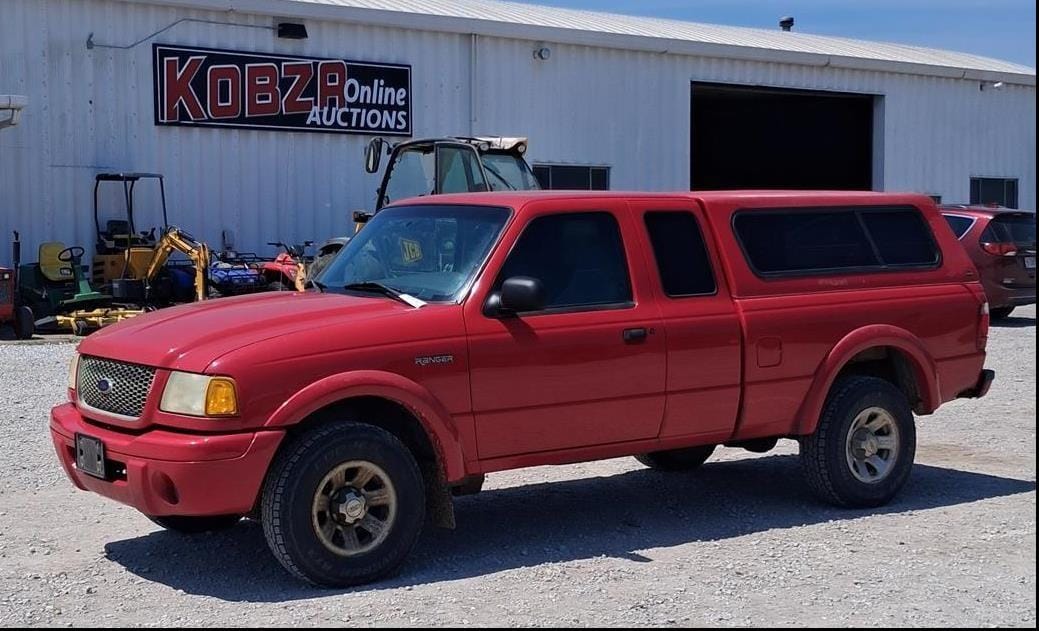 2002 Ford Ranger Equipment Image0