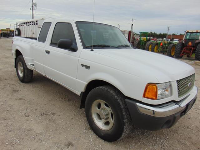 Image of Ford Ranger XLT equipment image 3