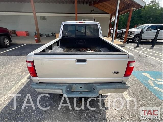 Image of Ford Ranger XLT equipment image 3