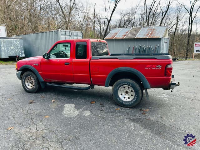 Image of Ford Ranger XLT equipment image 2