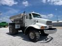 2002 Ford 9500 Image