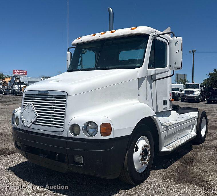 Image of Freightliner Century Class Primary image