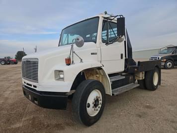 Main image Freightliner FL106