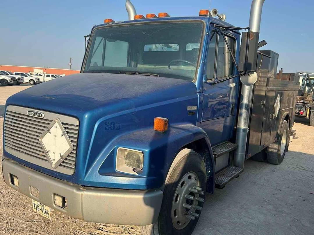 Image of Freightliner FL60 Primary image