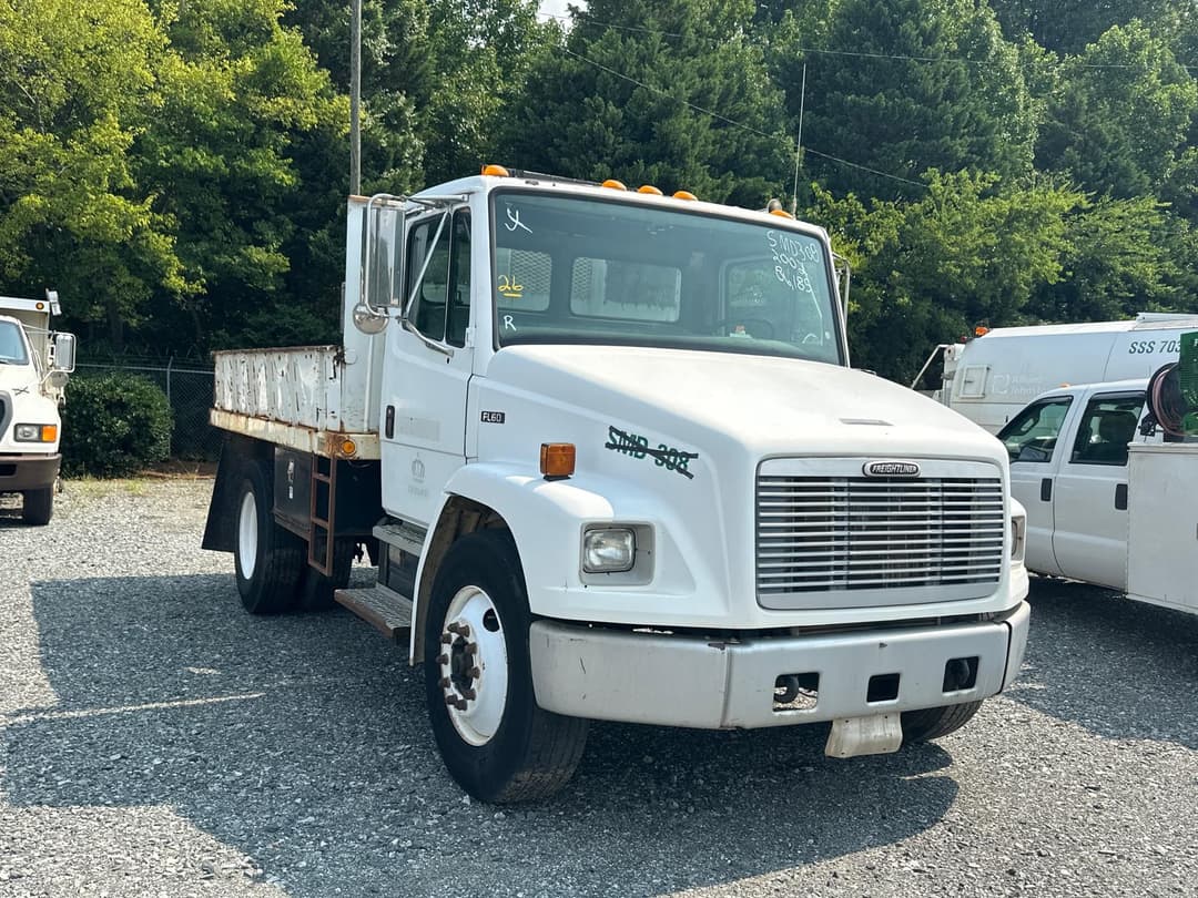 Image of Freightliner FL60 Primary image