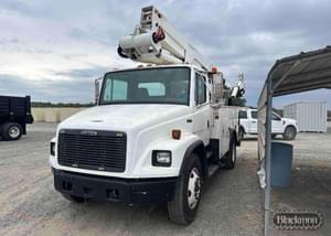 2002 Freightliner FL70 Image