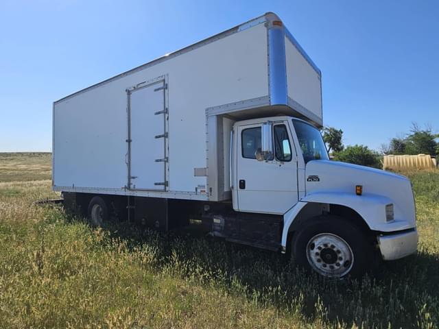 Image of Freightliner FL70 equipment image 1