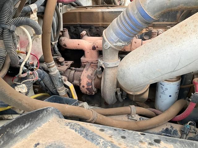 Thumbnail image Freightliner FL70 96