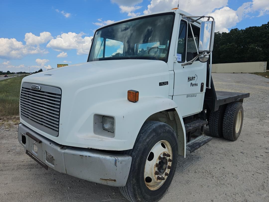 Image of Freightliner FL70 Primary image