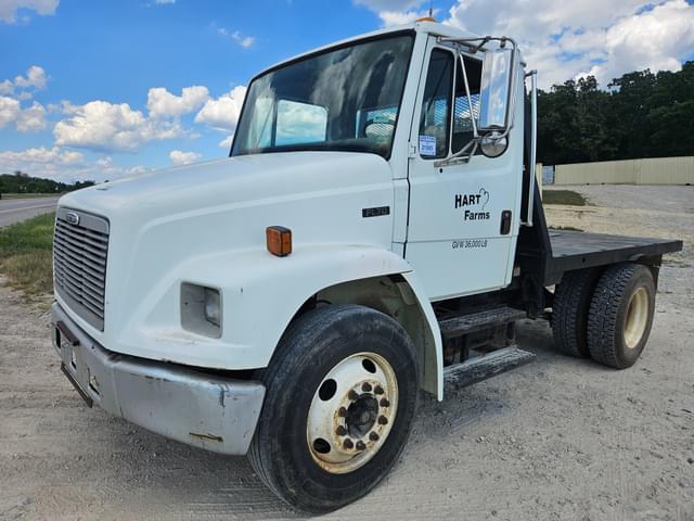 Image of Freightliner FL70 equipment image 1