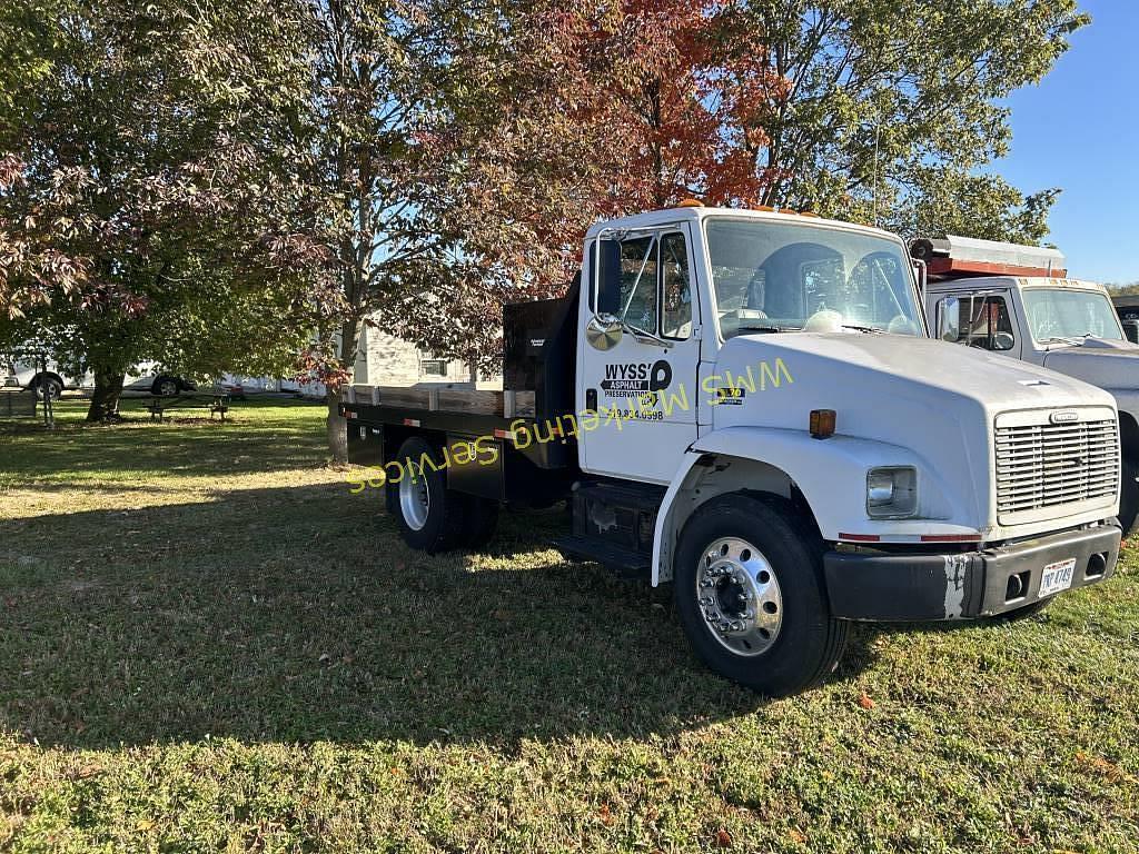 Image of Freightliner FL70 Primary image