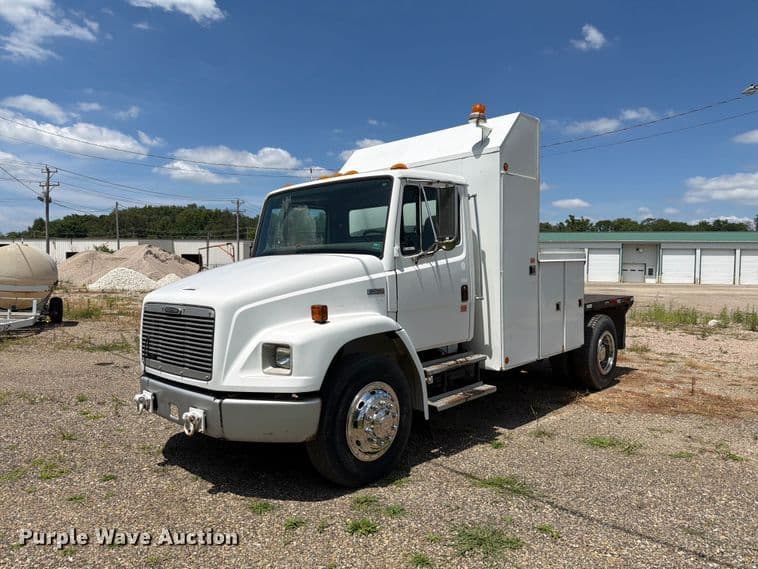 Image of Freightliner FL70 Primary image