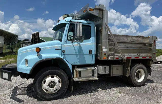 Image of Freightliner FL80 equipment image 1