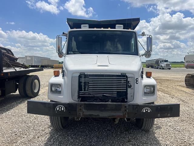 Image of Freightliner FL80 equipment image 1