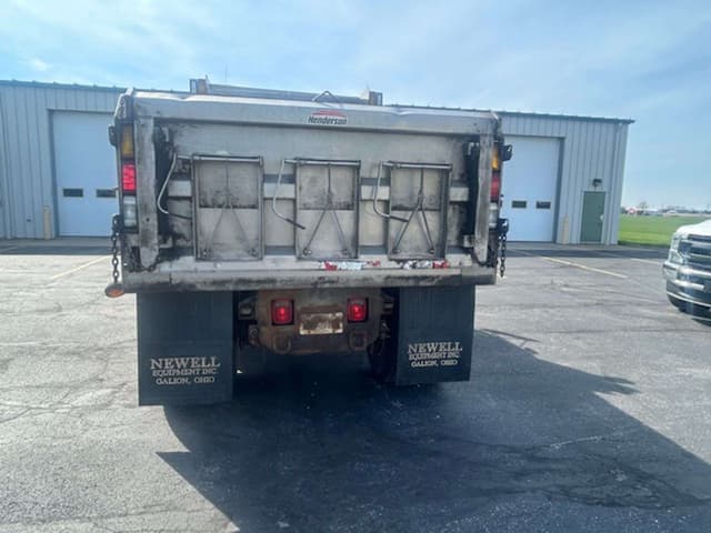 Image of Freightliner FL80 equipment image 3