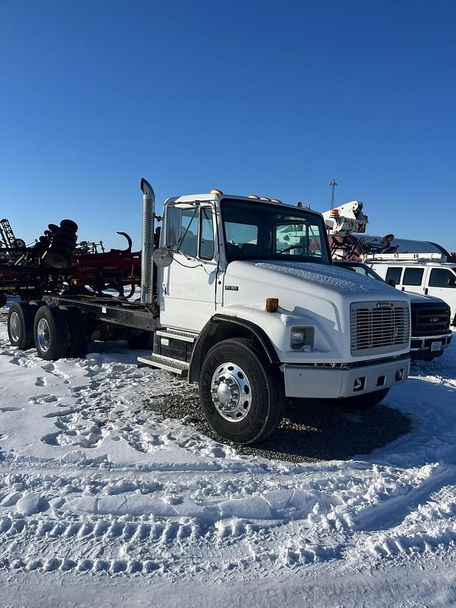 Image of Freightliner FL80 equipment image 1