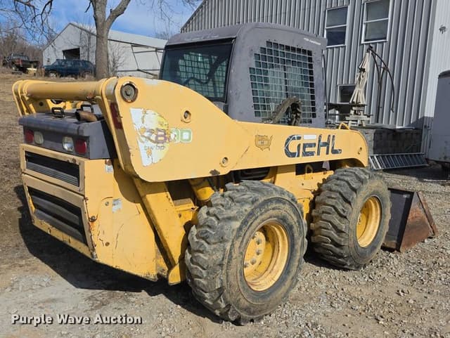 Image of Gehl SL7800 equipment image 3