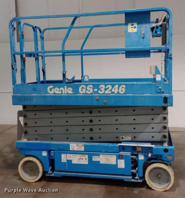 Image of Genie GS-3246 equipment image 3