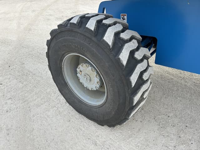 Image of Genie S60 equipment image 3