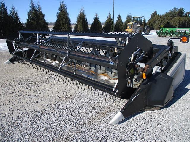 Image of Gleaner 800 Primary image