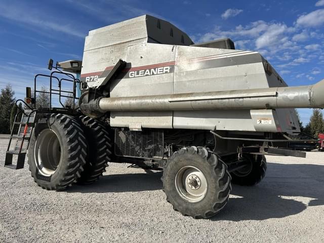 Image of Gleaner R72 equipment image 4