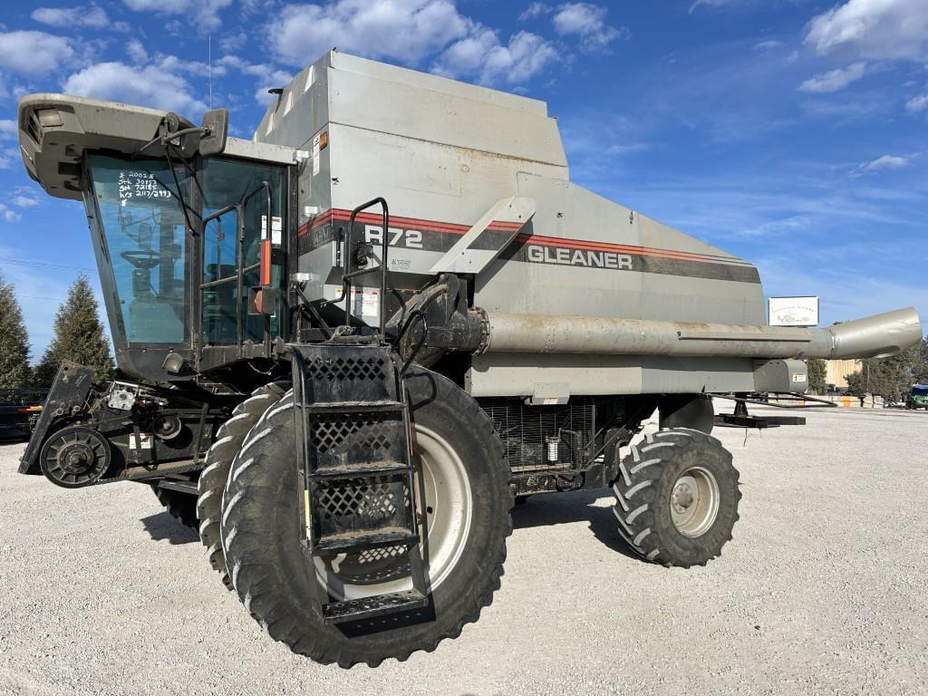 Image of Gleaner R72 Primary image